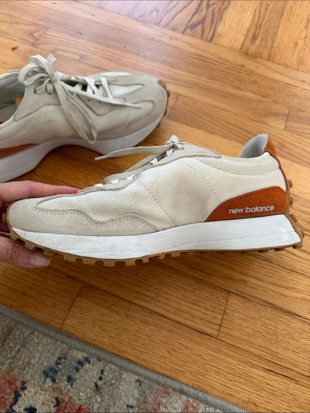 Women’s New Balance 327 sneakers